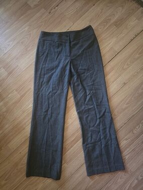 Apt. 9 Women's  Gray Stretch Dress Pants, Straight Leg,Front Zip Closure,Size 6